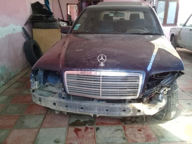 Mercedes C 180 1997, 1,236 km - 1.8 l - Tovuz