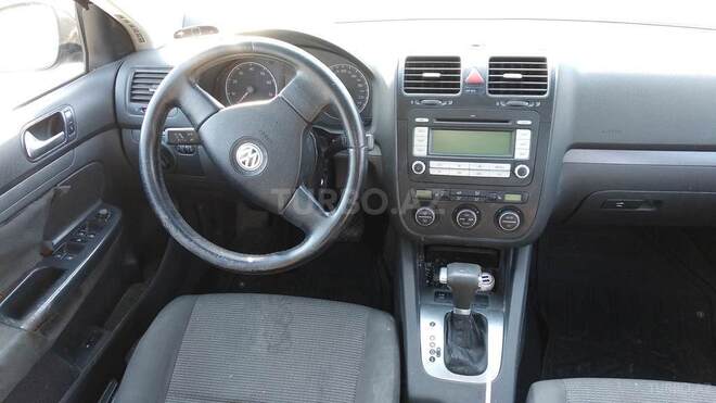 Volkswagen Jetta 2007, 374,000 km - 1.6 л - Bakı