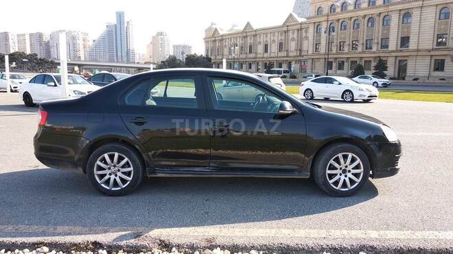 Volkswagen Jetta 2007, 374,000 km - 1.6 л - Bakı