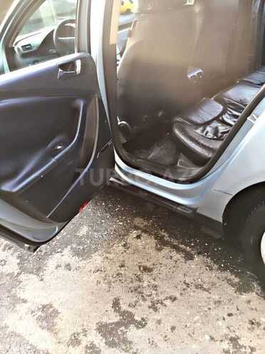 Volkswagen Passat 2005, 250,000 km - 2.0 л - Bakı