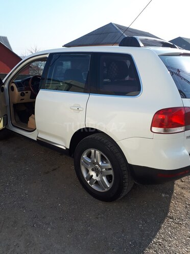 Volkswagen Touareg 2004, 235,000 km - 3.2 l - Bakı