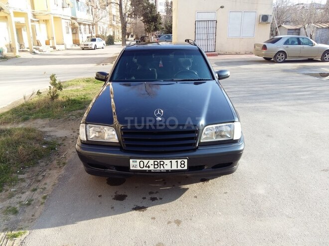 Mercedes C 220 1999, 179,000 km - 2.2 l - Sumqayıt