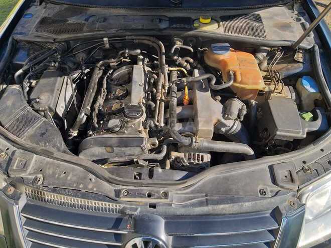 Volkswagen Passat 2001, 208,000 km - 1.8 l - Masallı
