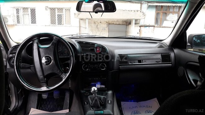 BMW 320 1992, 4,664,888 km - 0.2 л - Bakı