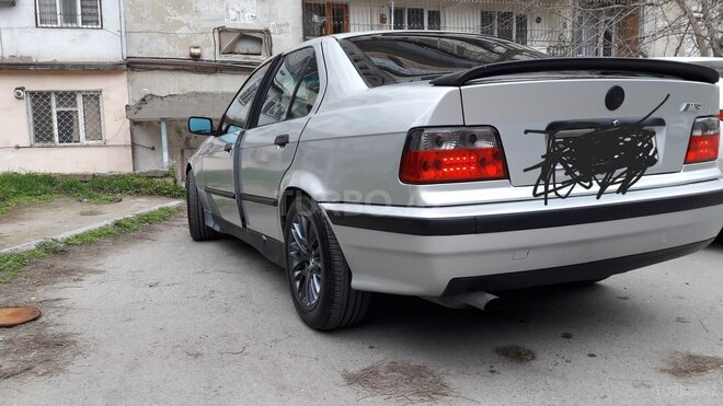 BMW 320 1992, 4,664,888 km - 0.2 л - Bakı