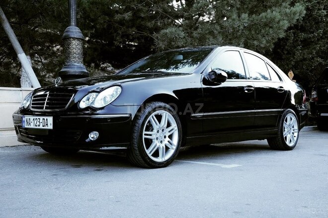 Mercedes C 250 2007, 67,315 km - 2.5 l - Bakı