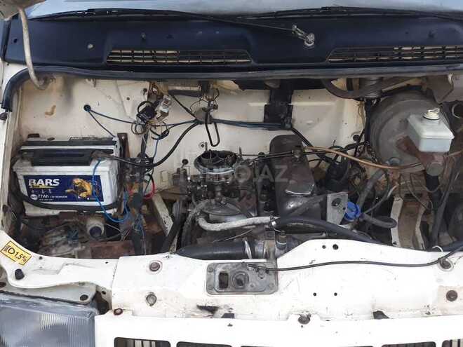 GAZ 3302-744 2000, 97,502 km - 2.5 l - Astara