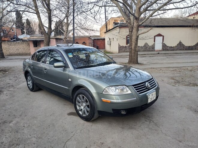 Volkswagen Passat 2002, 210,411 km - 1.8 l - Gəncə