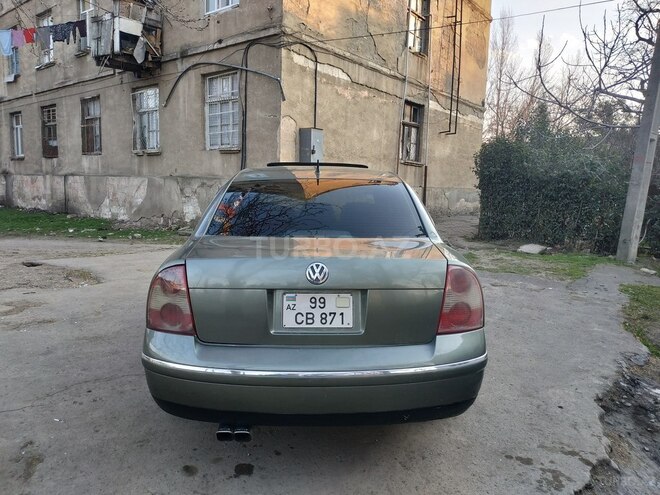 Volkswagen Passat 2002, 210,411 km - 1.8 l - Gəncə