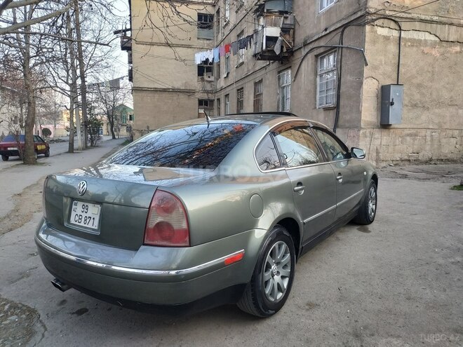 Volkswagen Passat 2002, 210,411 km - 1.8 l - Gəncə