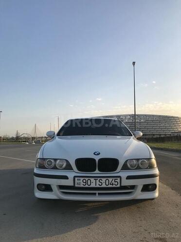 BMW 525 2001, 282,000 km - 2.5 l - Bakı