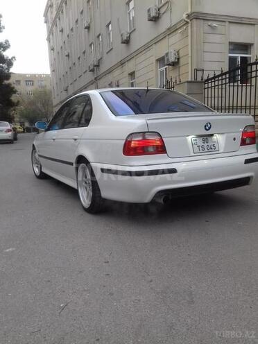 BMW 525 2001, 282,000 km - 2.5 l - Bakı