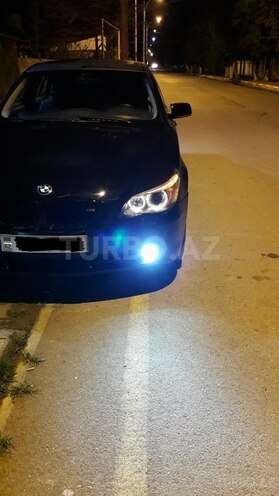 BMW 525 2004, 242,300 km - 2.5 l - Bakı