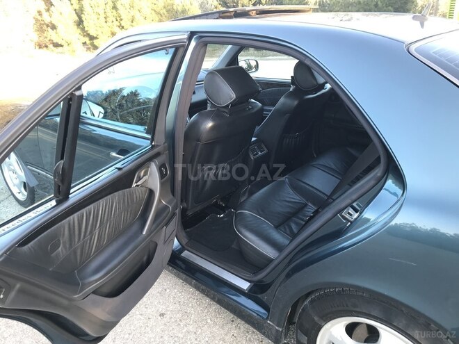 Mercedes E 240 2001, 197,896 km - 2.6 l - Bakı