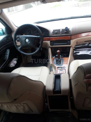 BMW 523 1998, 296,000 km - 2.5 l - Sumqayıt