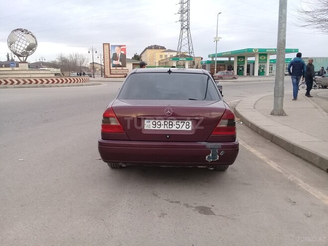 Mercedes C 200 1995, 500,000 km - 2.0 л - Sabirabad