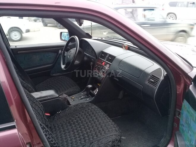 Mercedes C 200 1995, 500,000 km - 2.0 л - Sabirabad