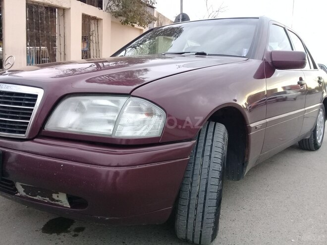 Mercedes C 200 1995, 500,000 km - 2.0 л - Sabirabad