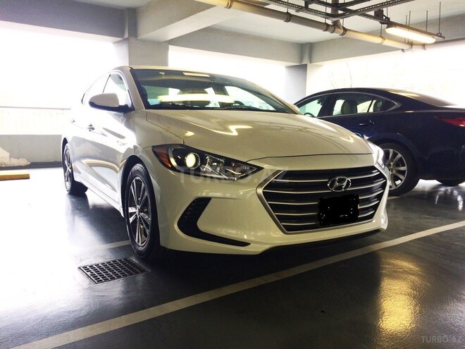 Hyundai Elantra 2016, 8,000 km - 2.0 l - Bakı