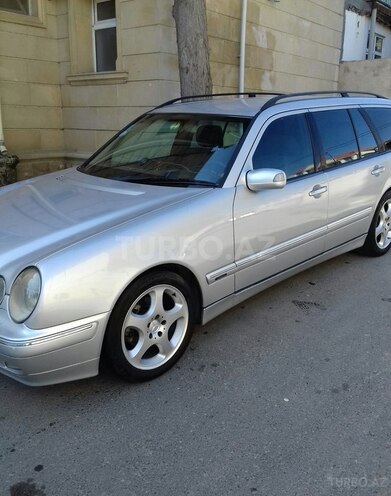 Mercedes E 220 1999, 450,000 km - 0.2 l - Bakı