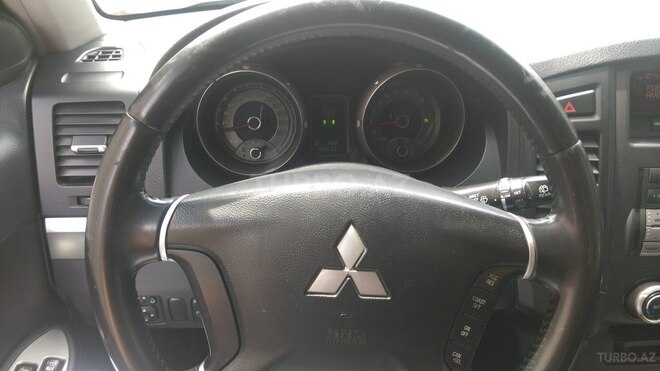 Mitsubishi Pajero 2007, 144,000 km - 3.0 l - Bakı