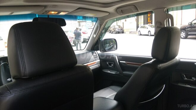 Mitsubishi Pajero 2007, 144,000 km - 3.0 l - Bakı