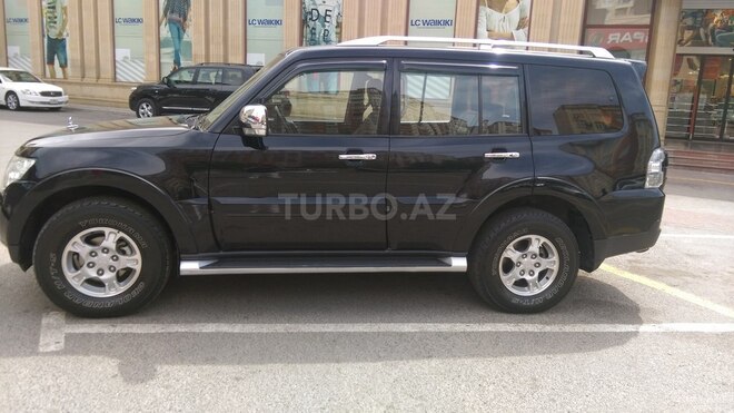 Mitsubishi Pajero 2007, 144,000 km - 3.0 l - Bakı