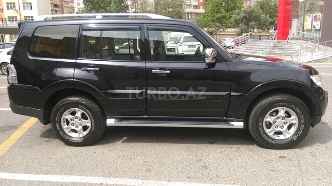 Mitsubishi Pajero 2007, 144,000 km - 3.0 l - Bakı