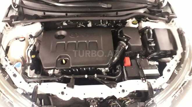 Toyota Corolla 2015, 72,000 km - 1.6 л - Bakı