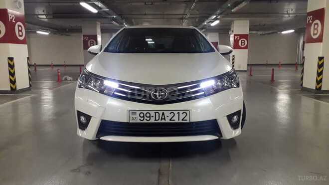Toyota Corolla 2015, 72,000 km - 1.6 л - Bakı