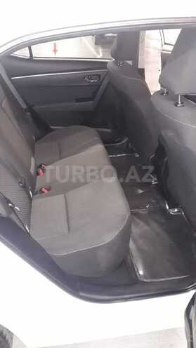 Toyota Corolla 2015, 72,000 km - 1.6 л - Bakı