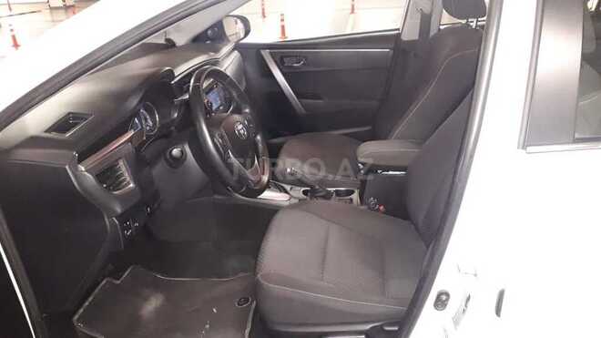 Toyota Corolla 2015, 72,000 km - 1.6 л - Bakı
