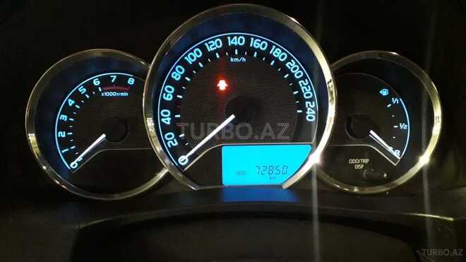 Toyota Corolla 2015, 72,000 km - 1.6 л - Bakı