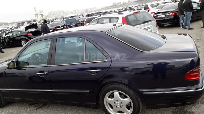 Mercedes E 220 2000, 258,000 km - 0.2 l - Bakı