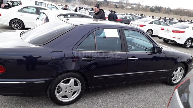 Mercedes E 220 2000, 258,000 km - 0.2 l - Bakı