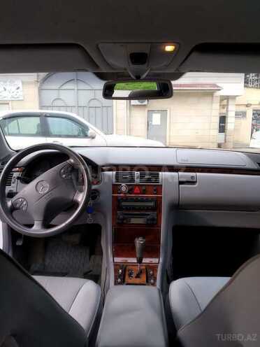 Mercedes E 280 1999, 240,000 km - 2.8 l - Bakı