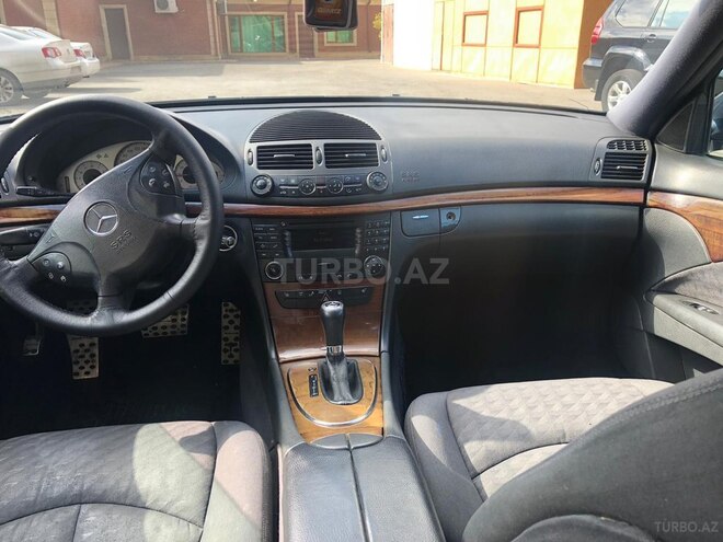 Mercedes E 240 2002, 203,000 km - 2.6 l - Bakı