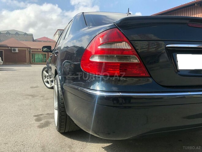 Mercedes E 240 2002, 203,000 km - 2.6 l - Bakı