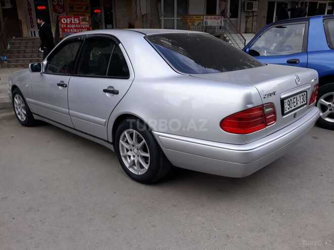 Mercedes E 230 1996, 355,000 km - 2.3 l - Bakı