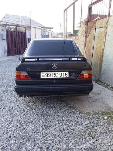 Mercedes E 260 1989, 300,000 km - 2.6 l - Bakı