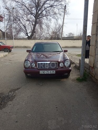 Mercedes E 240 1998, 130,000 km - 2.4 л - Ağdam