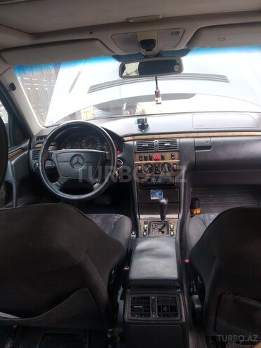 Mercedes E 240 1998, 350,000 km - 2.4 l - Bakı