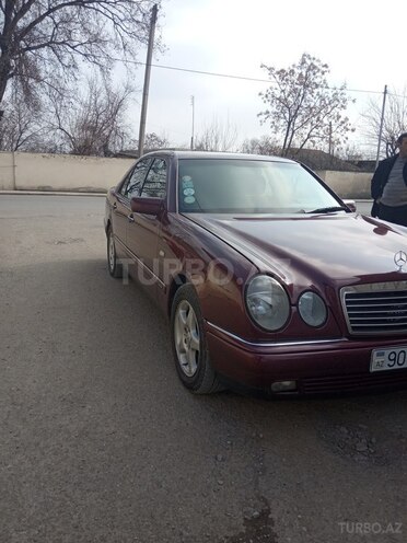 Mercedes E 240 1998, 130,000 km - 2.4 л - Ağdam