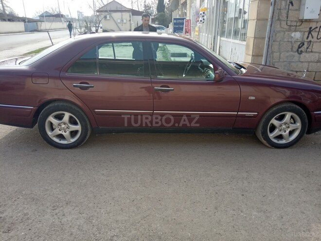 Mercedes E 240 1998, 130,000 km - 2.4 л - Ağdam