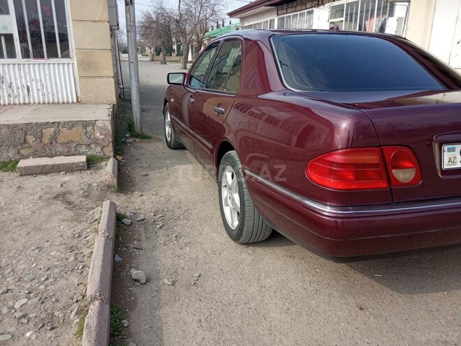 Mercedes E 240 1998, 130,000 km - 2.4 л - Ağdam