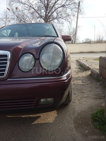 Mercedes E 240 1998, 130,000 km - 2.4 л - Ağdam