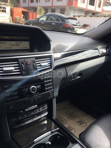 Mercedes E 350 2009, 122,000 km - 3.5 l - Bakı