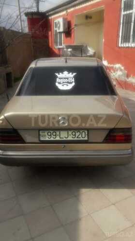Mercedes E 250 1991, 987,896 km - 2.5 l - Bakı