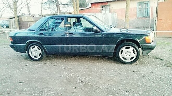 Mercedes 190 1993, 346,000 km - 2.0 l - Biləsuvar
