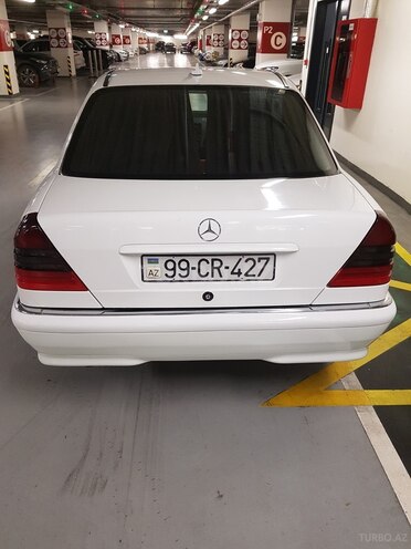 Mercedes C 200 1998, 330,000 km - 2.0 л - Bakı